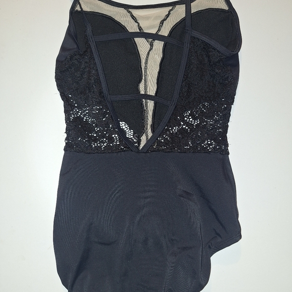 Premium collection vintage body suit with lace - Picture 1 of 5